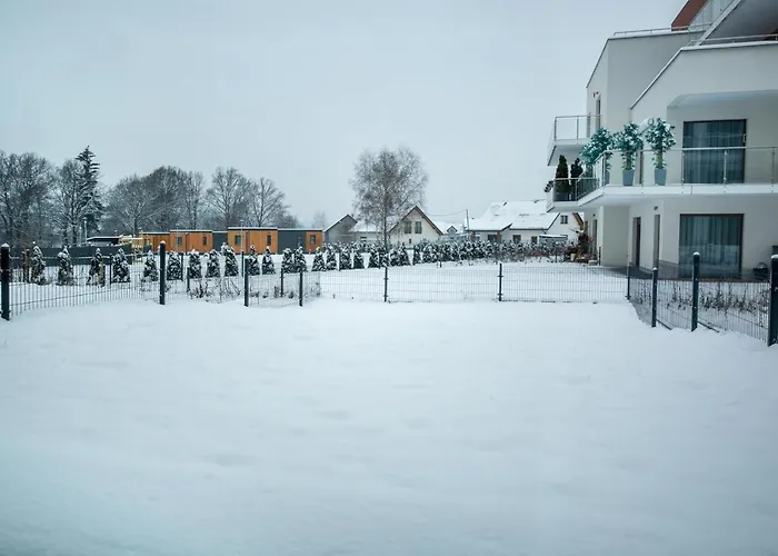Appartement Sloneczny Z Tarasem I Ogrodem